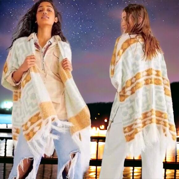 NWT - Free People Diamondback Cozy Kimono Poncho Soft Southwest Boho Ivory O/S - Picture 2 of 7